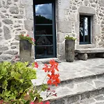 فندق مبيت وإفطار Domaine Le Verger Kleinschalige B&B Met Groot Zwembad En Buitenkeuken