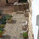 Domaine Le Verger Kleinschalige B&B Met Groot Zwembad En Buitenkeuken Saint-Estephe (Dordogne)