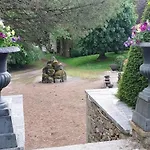 Domaine Le Verger Kleinschalige B&B Met Groot Zwembad En Buitenkeuken Saint-Estephe (Dordogne)