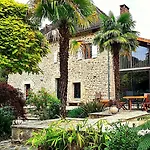 Domaine Le Verger Kleinschalige B&B Met Groot Zwembad En Buitenkeuken فندق مبيت وإفطار