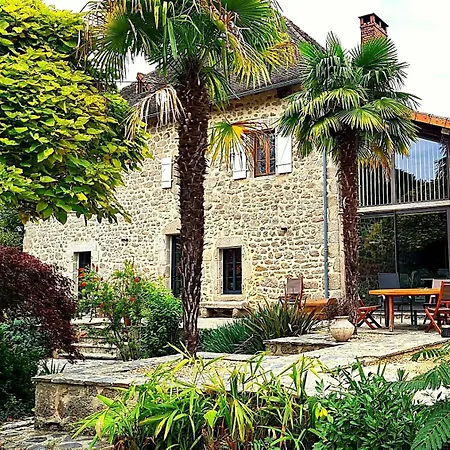 Domaine Le Verger Kleinschalige Met Groot Zwembad En Buitenkeuken Bed & Breakfast