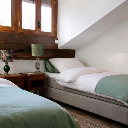 Domaine Le Verger Kleinschalige Met Groot Zwembad En Buitenkeuken Bed & Breakfast