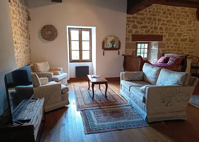 Domaine Le Verger Kleinschalige B&B Met Groot Zwembad En Buitenkeuken Bed & Breakfast Saint-Estephe (Dordogne)