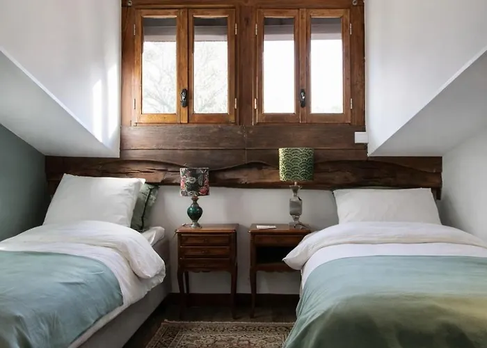 Domaine Le Verger Kleinschalige B&B Met Groot Zwembad En Buitenkeuken
