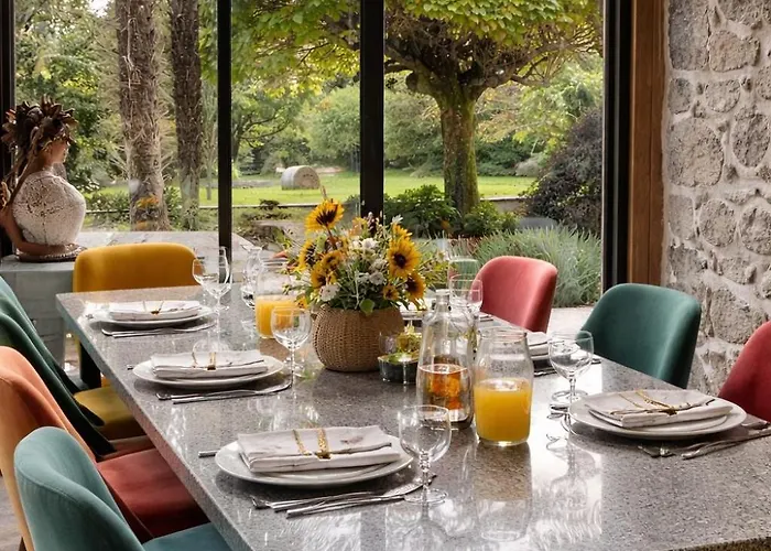 Bed & Breakfast Domaine Le Verger Kleinschalige B&B Met Groot Zwembad En Buitenkeuken