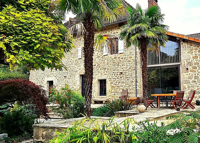 Domaine Le Verger Kleinschalige B&B Met Groot Zwembad En Buitenkeuken Bed & Breakfast