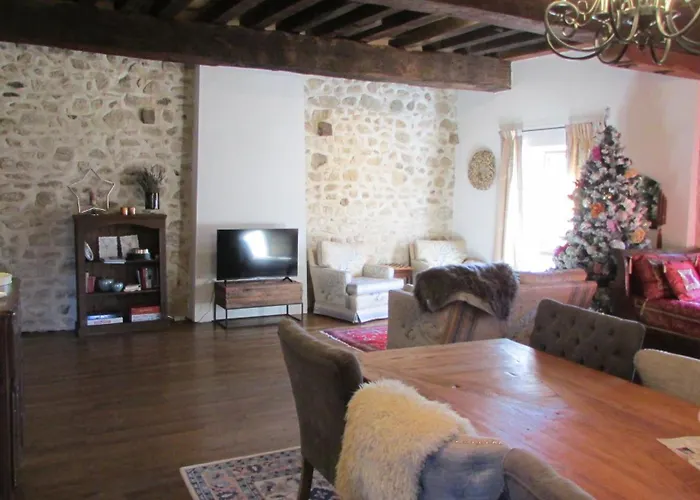 Bed & Breakfast Domaine Le Verger Kleinschalige B&B Met Groot Zwembad En Buitenkeuken Saint-Estephe (Dordogne)
